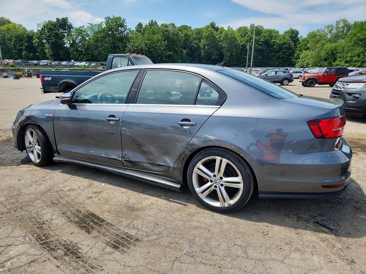 2017 VOLKSWAGEN JETTA GLI — снимка 2