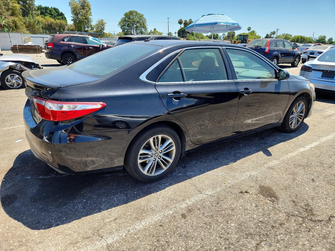 2017 TOYOTA CAMRY SE — снимка 3