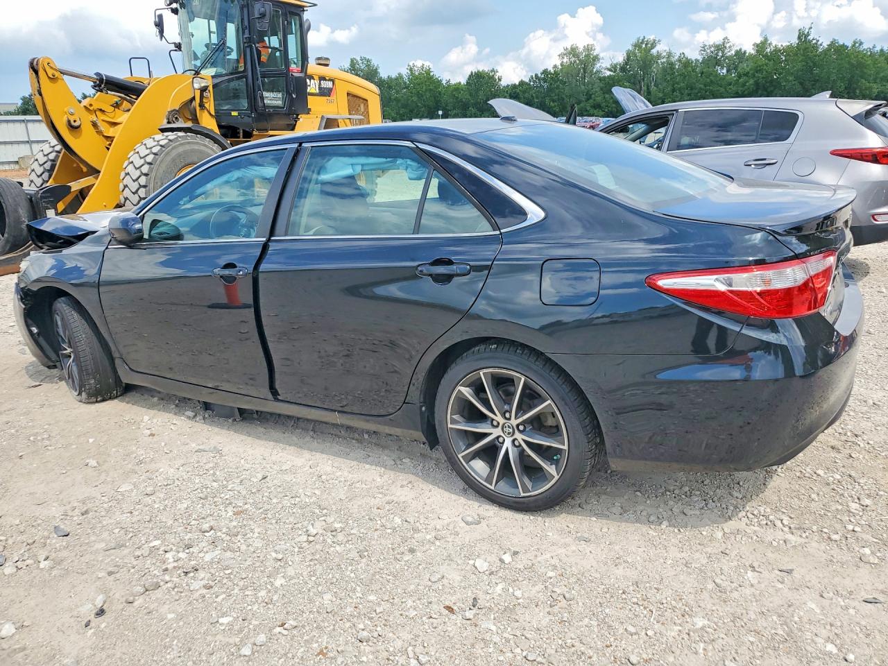 2017 TOYOTA CAMRY XSE — снимка 2