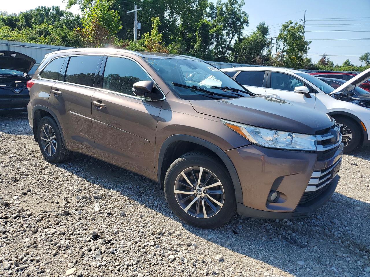 2018 TOYOTA HIGHLANDER XLE — снимка 4
