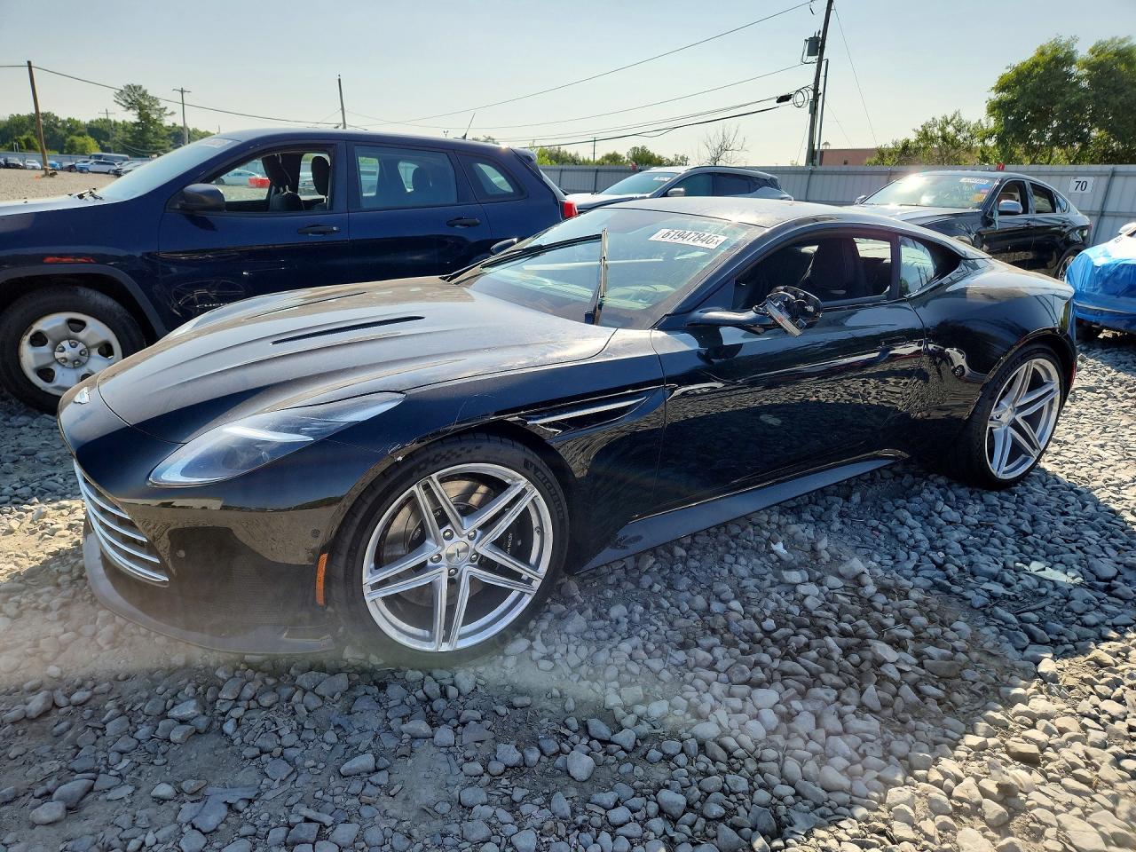 2024 ASTON MARTIN DB12
