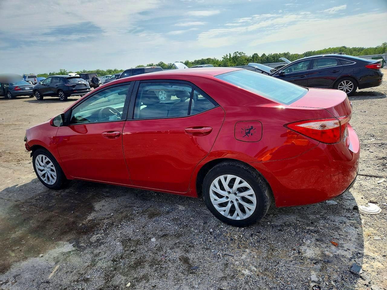 2018 TOYOTA COROLLA LE — снимка 2
