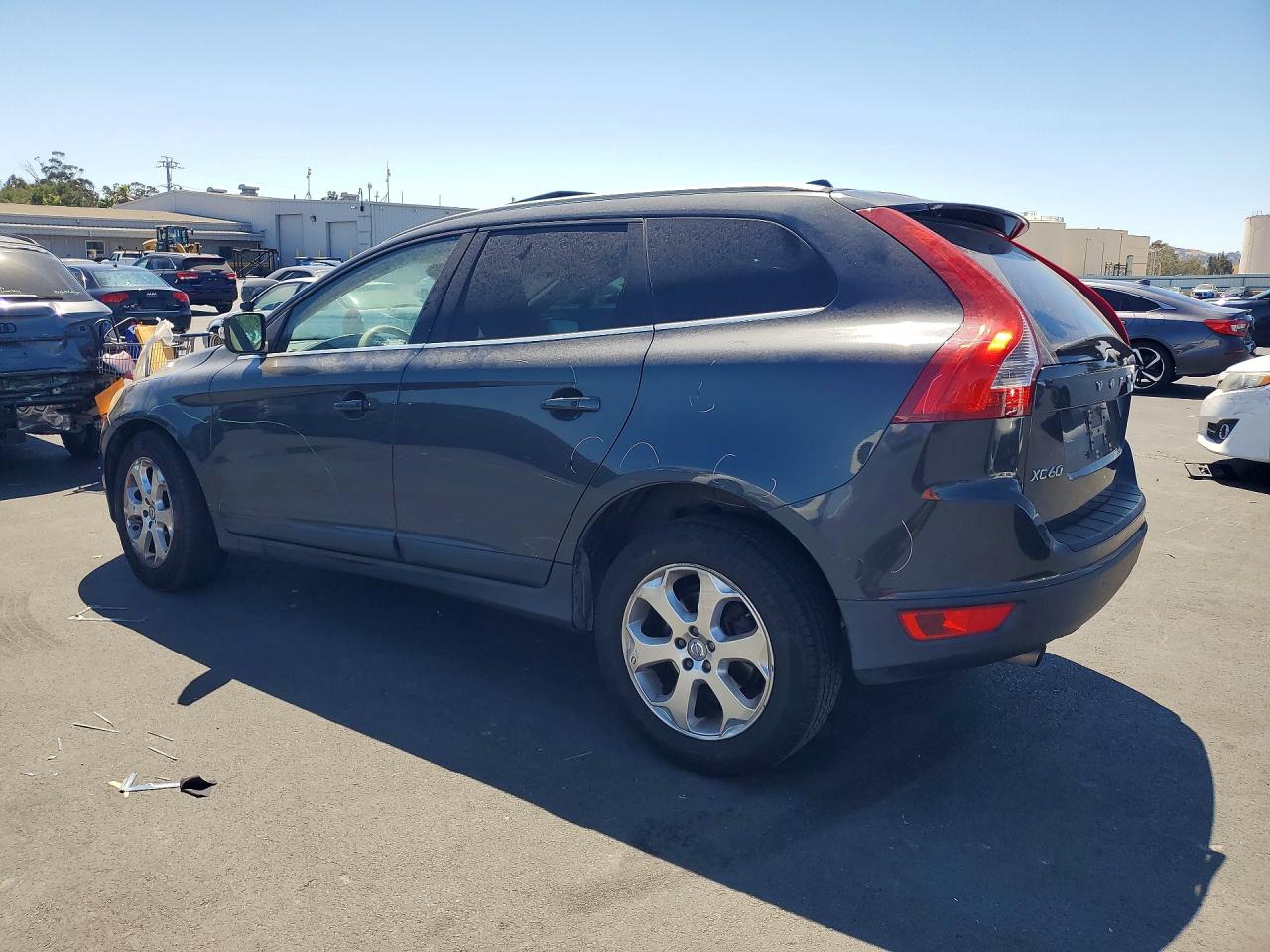 2013 VOLVO XC60 3.2 — снимка 2