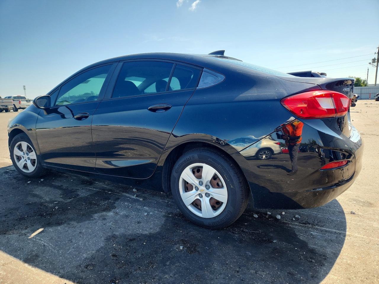 2018 CHEVROLET CRUZE LS — снимка 2