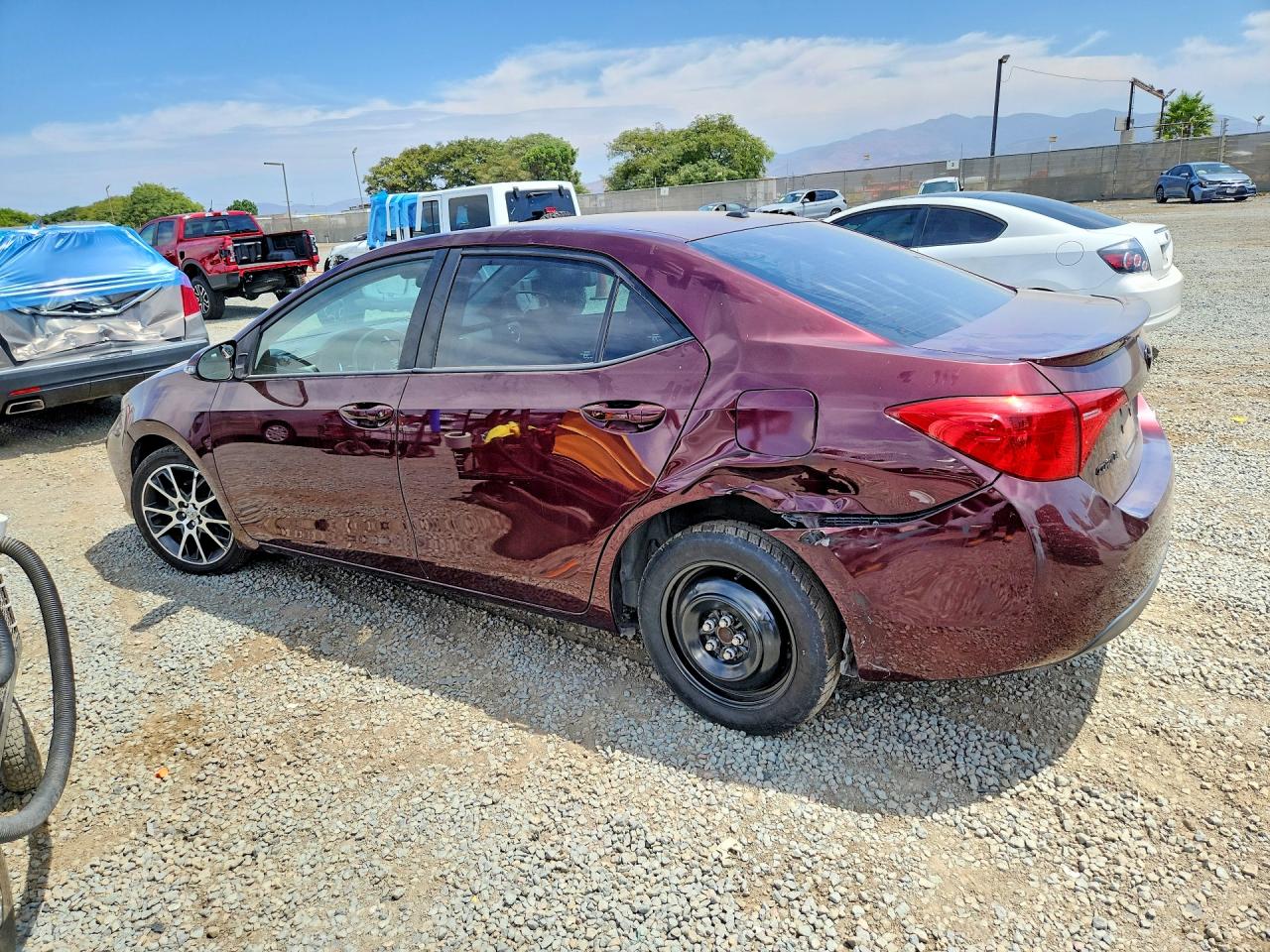 2017 TOYOTA COROLLA 50TH ANNIVERSARY SPECIAL EDITION — снимка 2