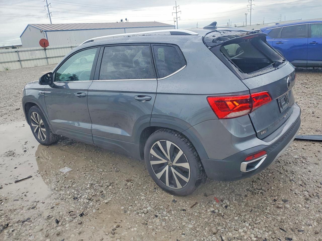 2022 VOLKSWAGEN TAOS SEL — снимка 2