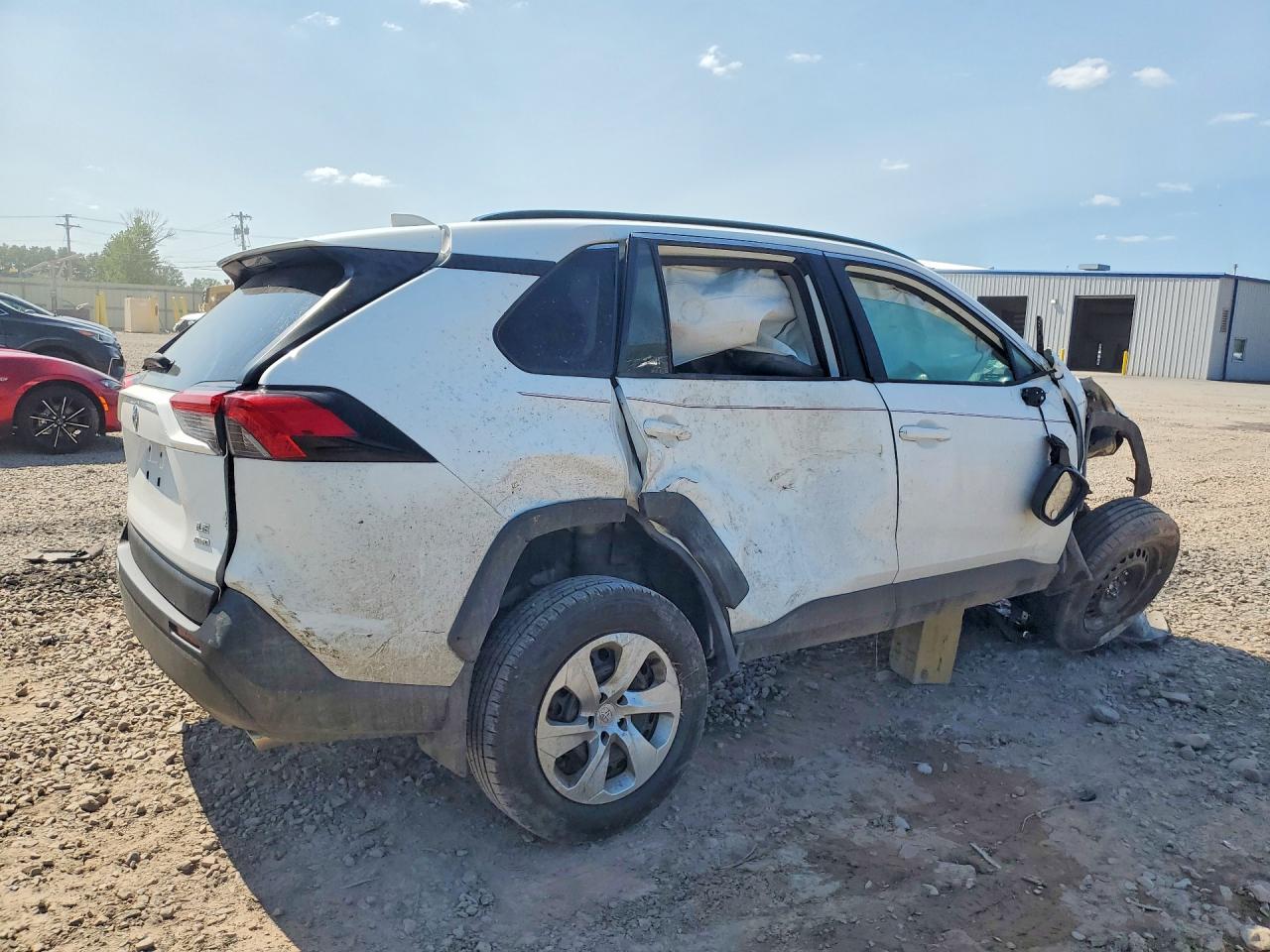 2019 TOYOTA RAV4 LE — снимка 3