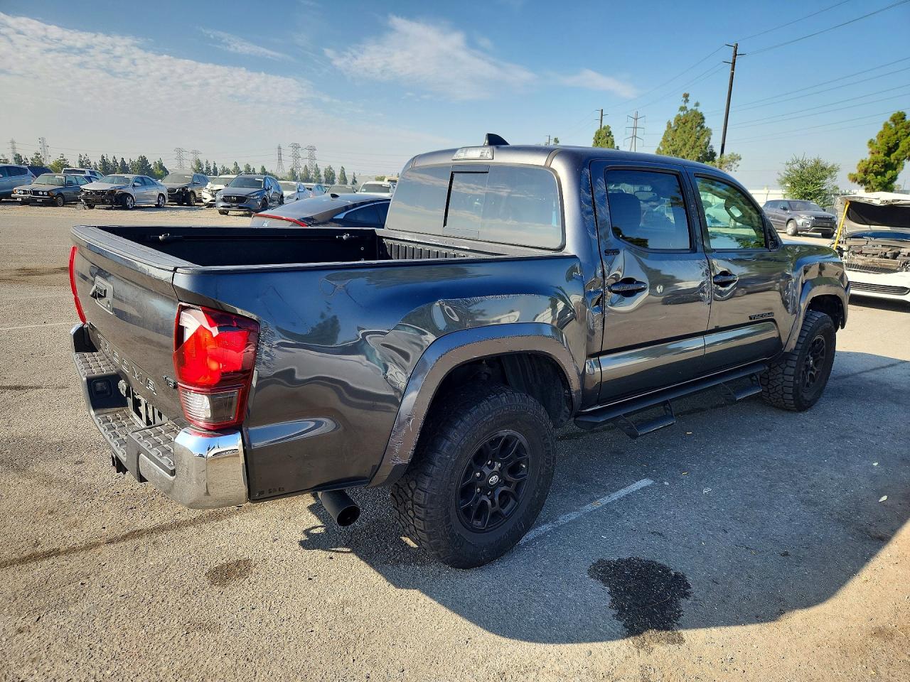 2020 TOYOTA TACOMA SR5 V6 — снимка 3