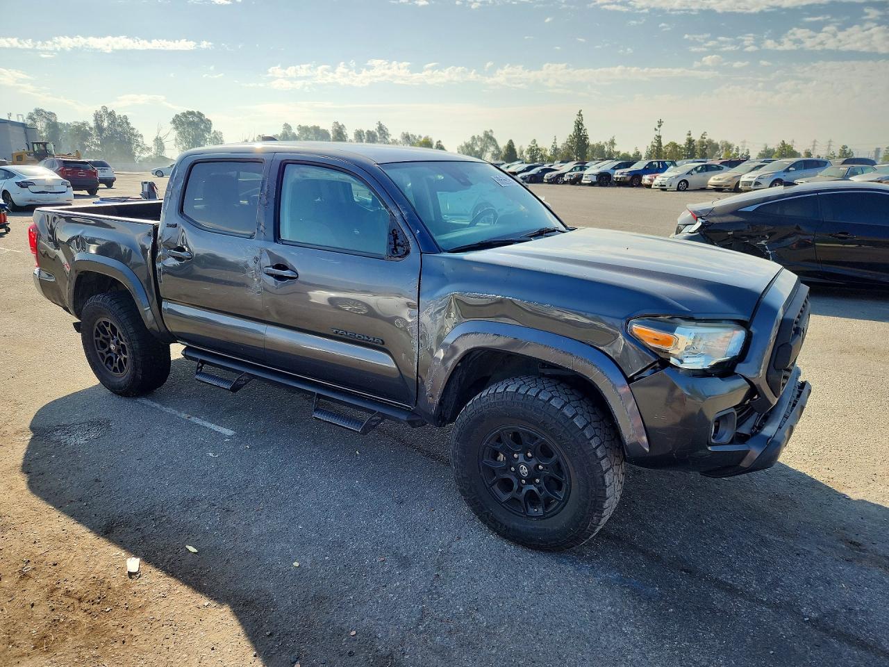 2020 TOYOTA TACOMA SR5 V6 — снимка 4