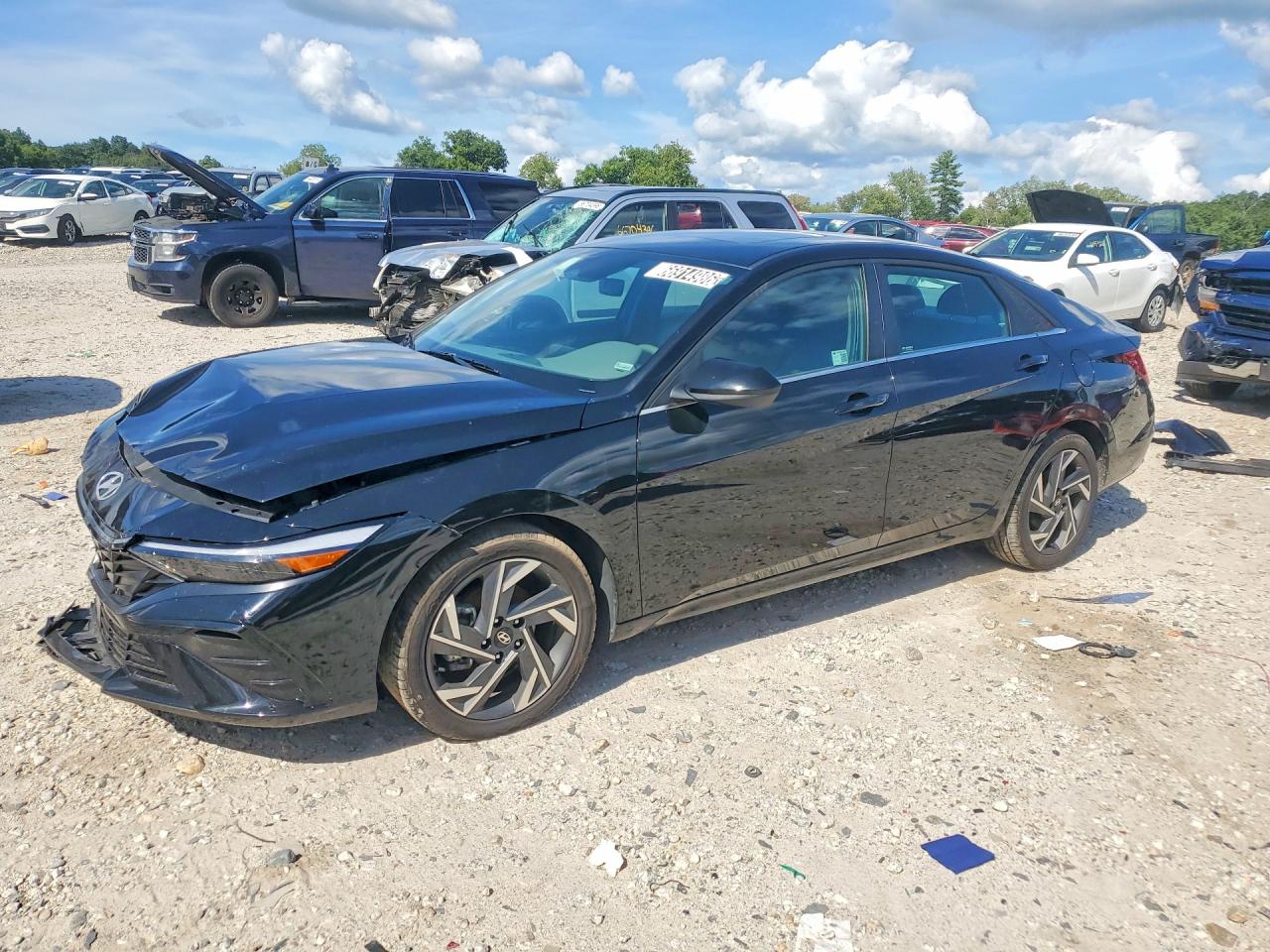2025 HYUNDAI ELANTRA SEL