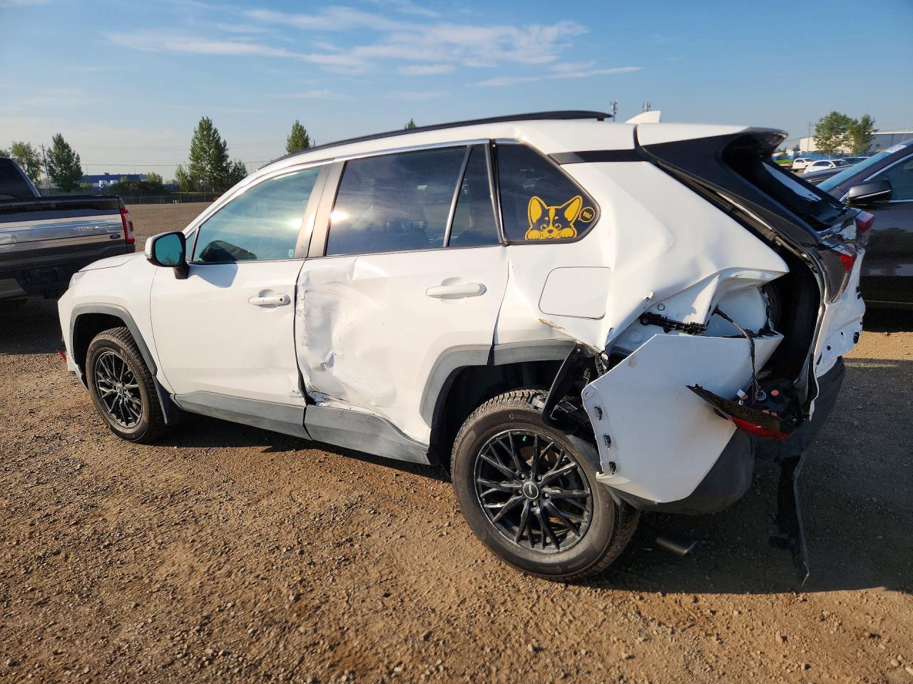2021 TOYOTA RAV4 XLE — снимка 2