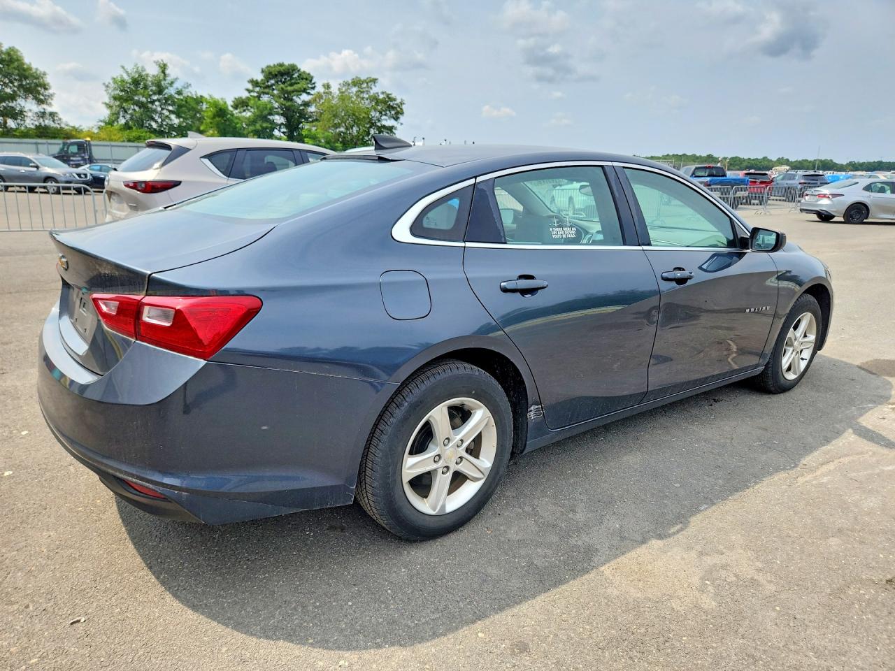 2020 CHEVROLET MALIBU LS — снимка 3