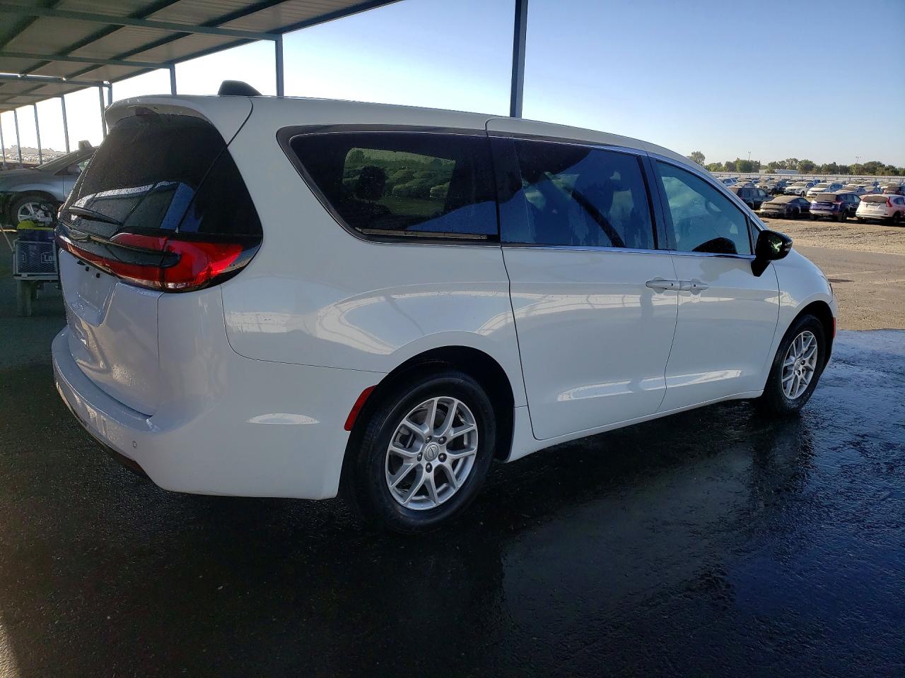 2026 CHRYSLER PACIFICA SELECT — снимка 3