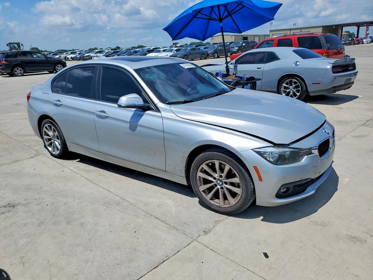2017 BMW 320 I — снимка 4