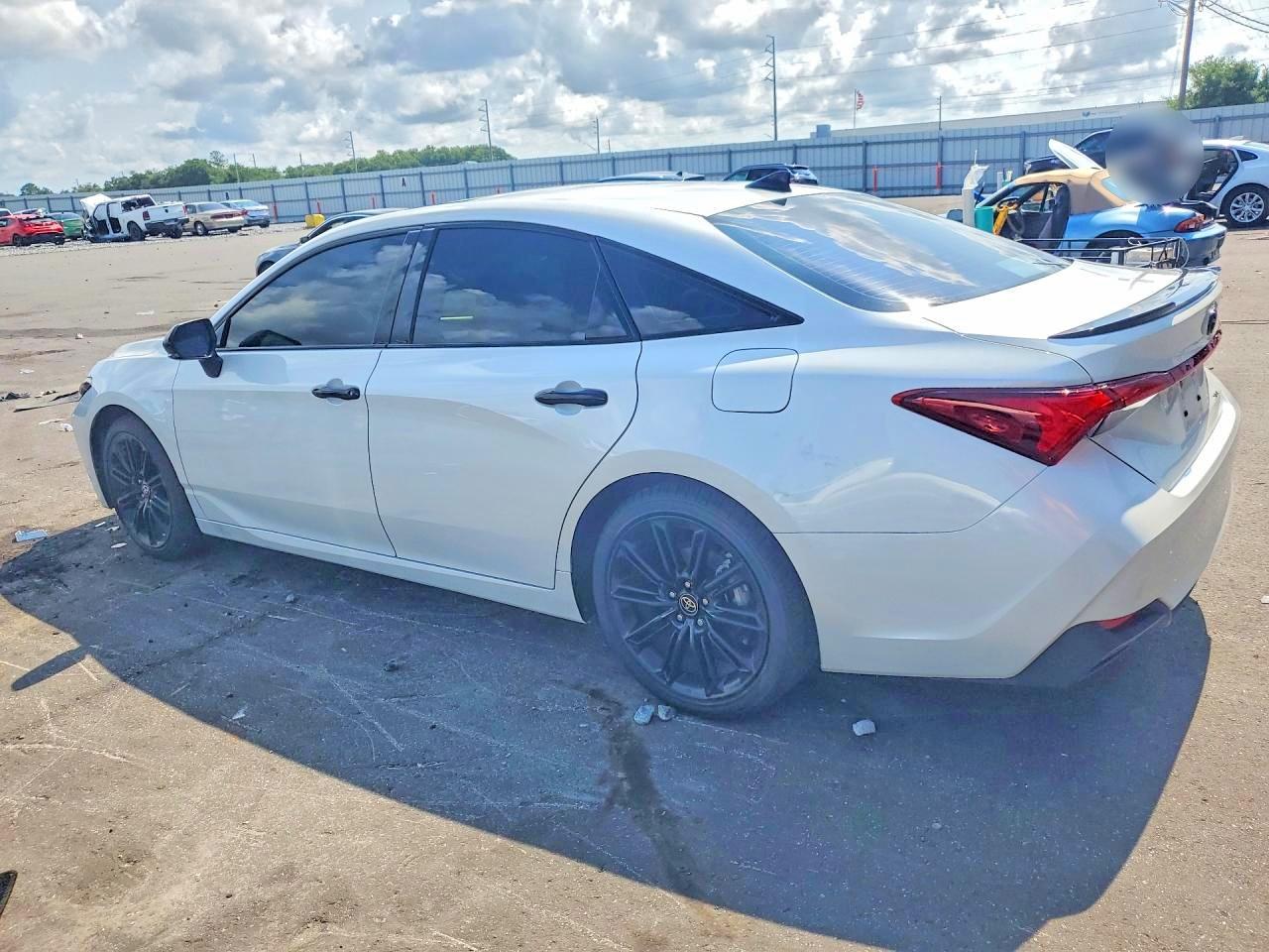 2022 TOYOTA AVALON NIGHT SHADE — снимка 2