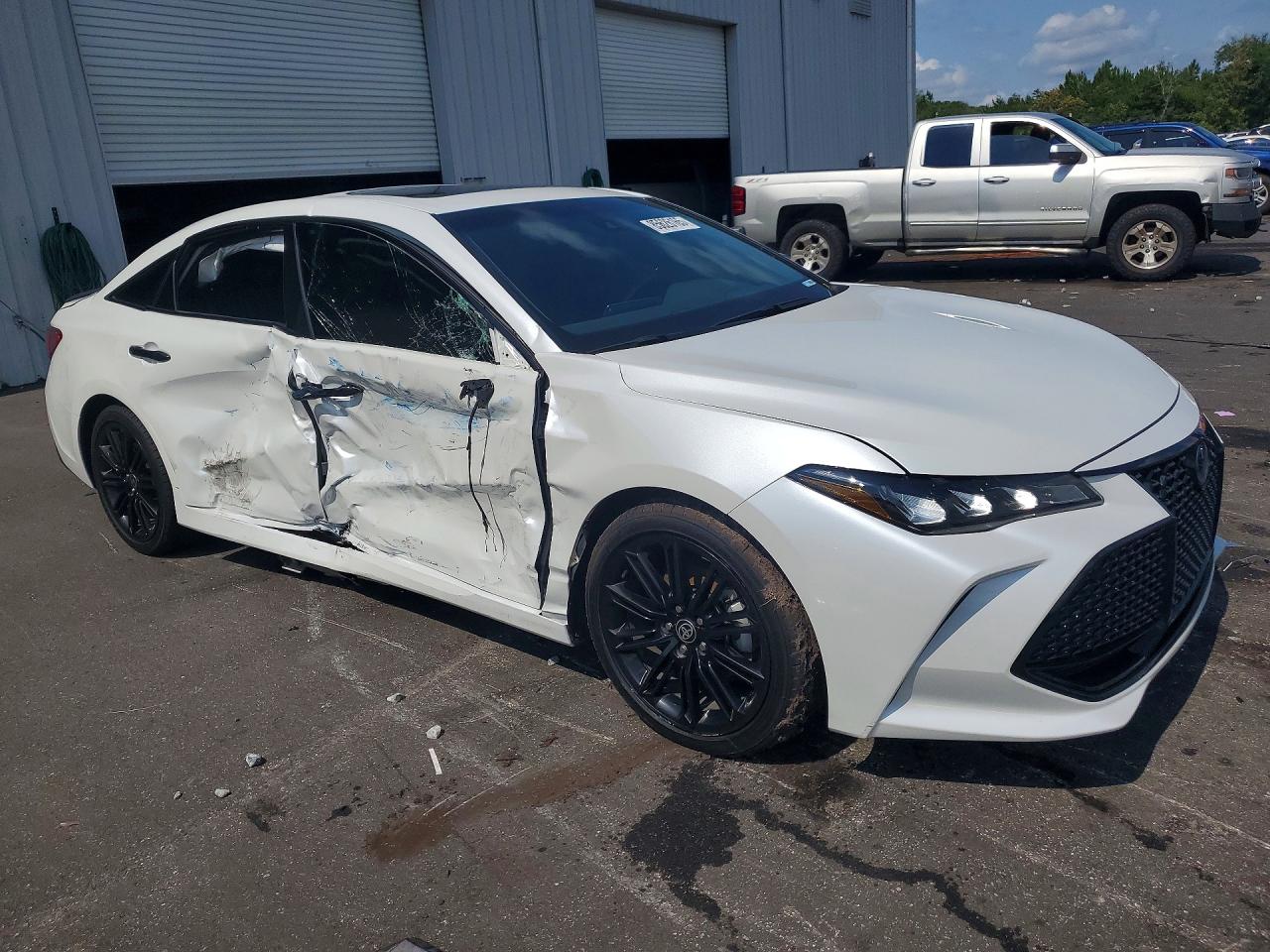 2022 TOYOTA AVALON NIGHT SHADE — снимка 4