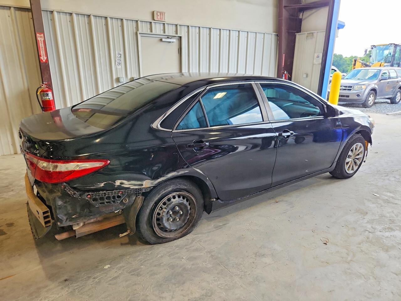 2017 TOYOTA CAMRY LE — снимка 3