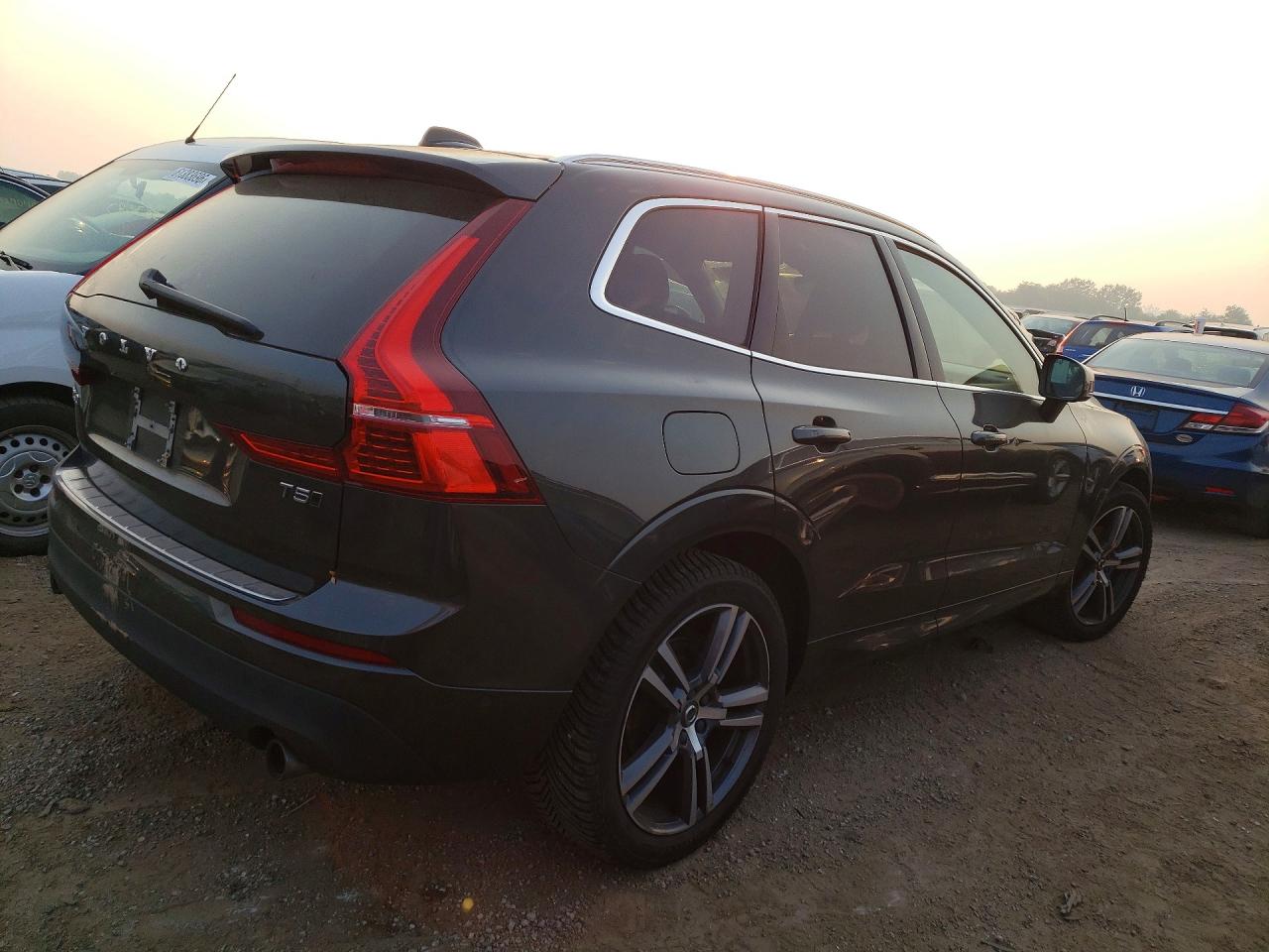 2018 VOLVO XC60 T5 — снимка 3