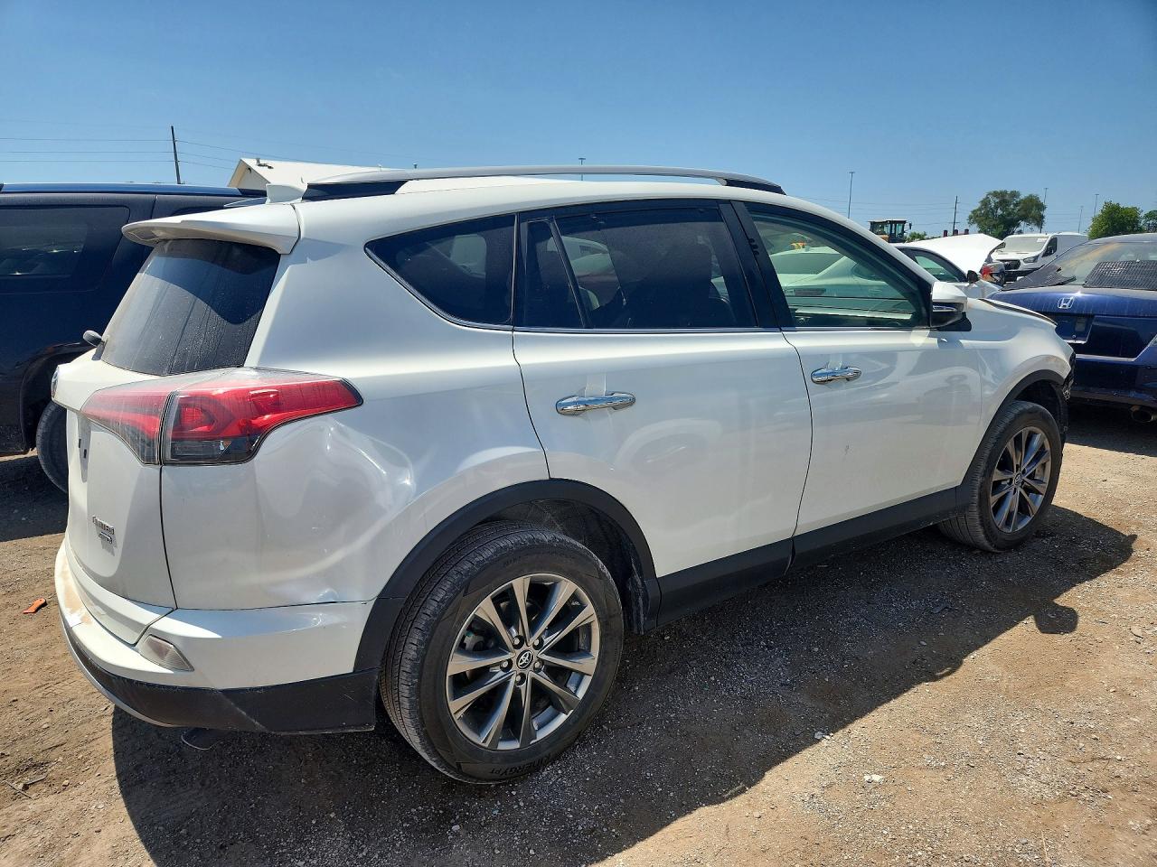 2018 TOYOTA RAV4 LIMITED — снимка 3