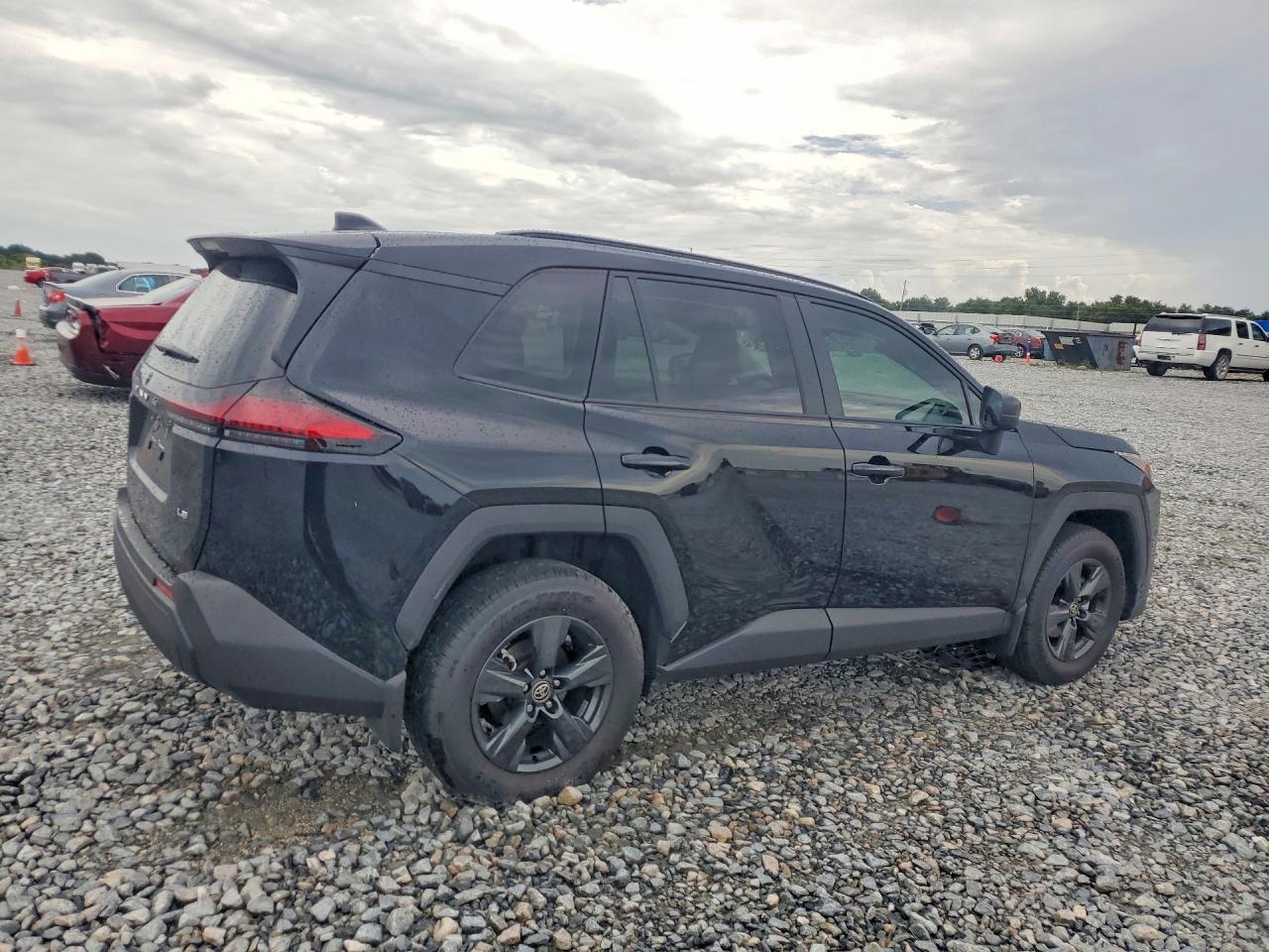 2026 TOYOTA RAV4 LE — снимка 3