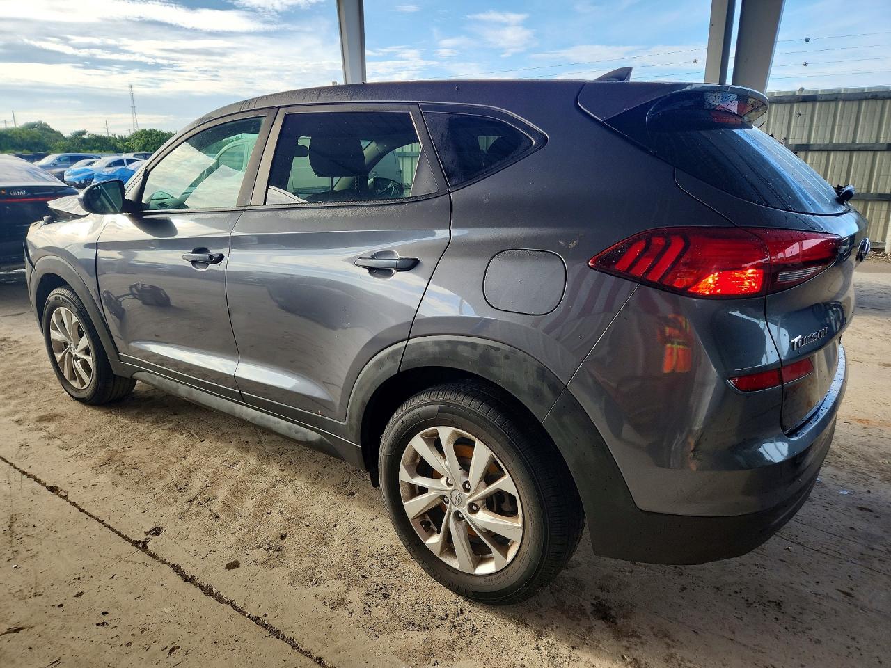 2019 HYUNDAI TUCSON SE — снимка 2