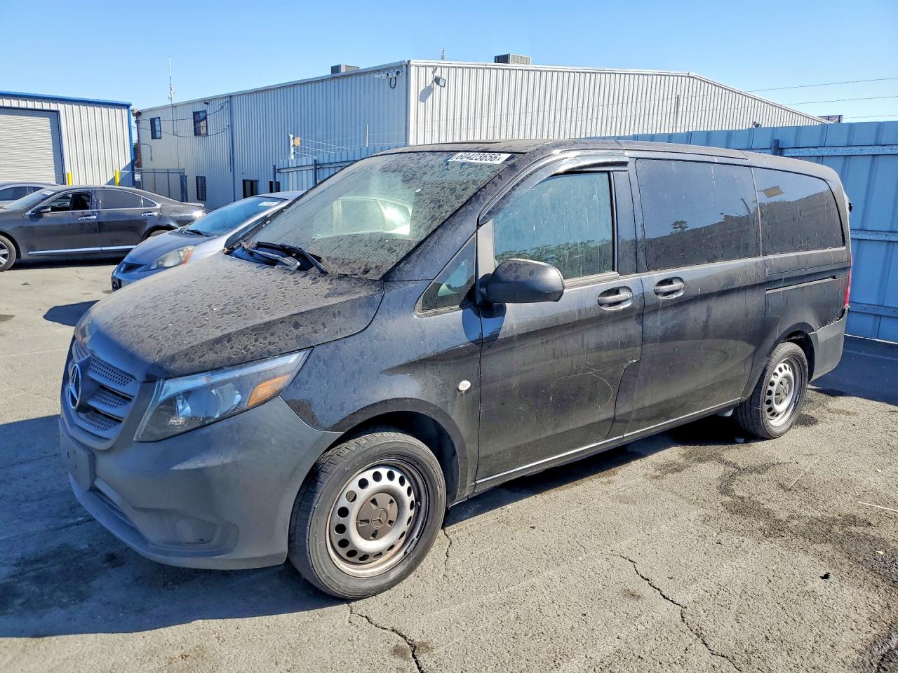 2018 MERCEDES-BENZ METRIS