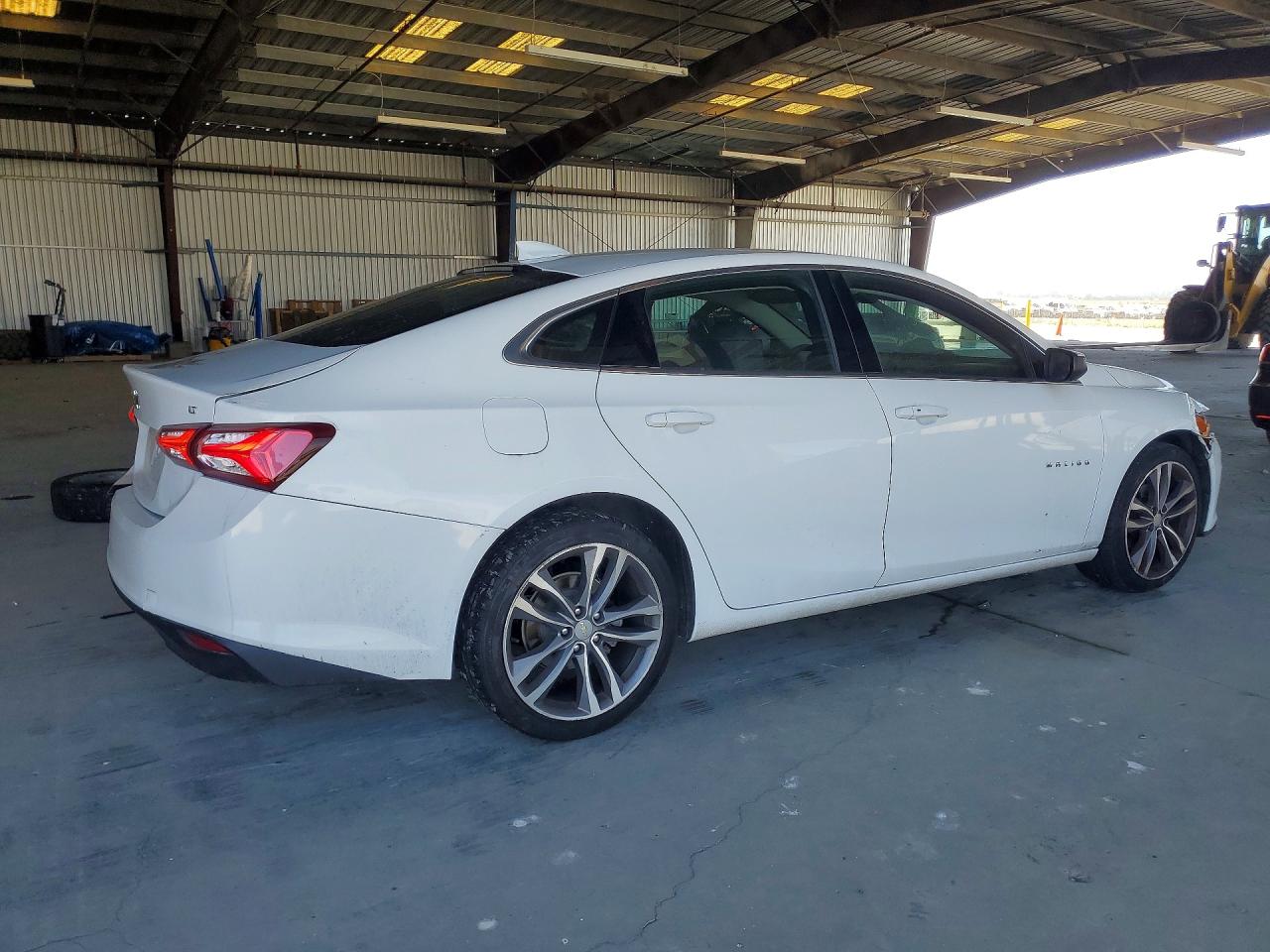 2021 CHEVROLET MALIBU LT — снимка 3