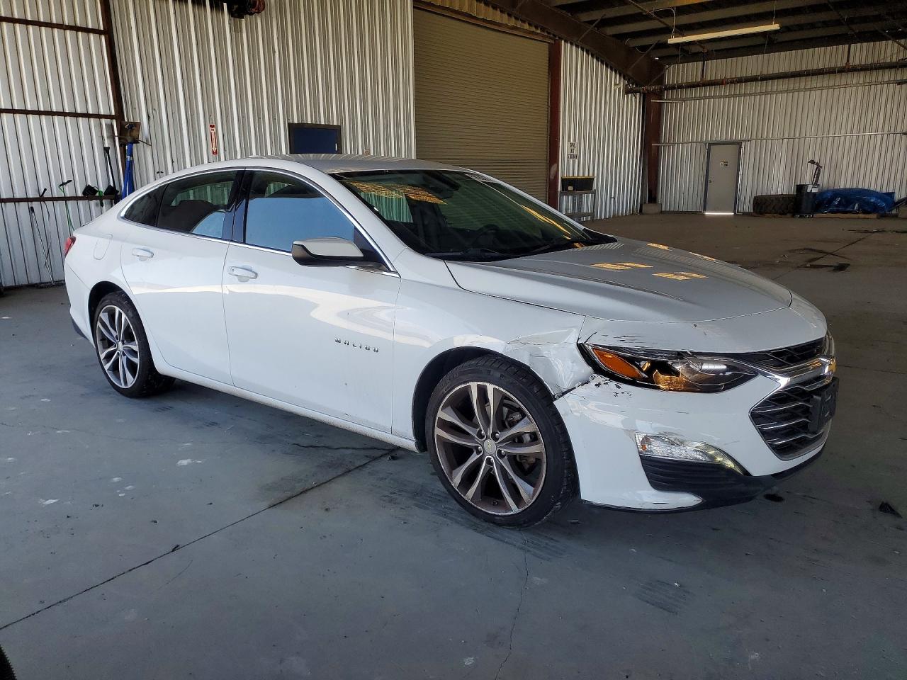 2021 CHEVROLET MALIBU LT — снимка 4