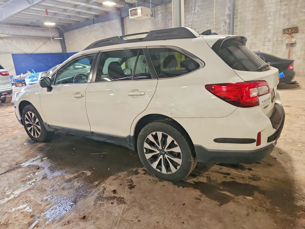 2017 SUBARU OUTBACK 2.5I LIMITED — снимка 2