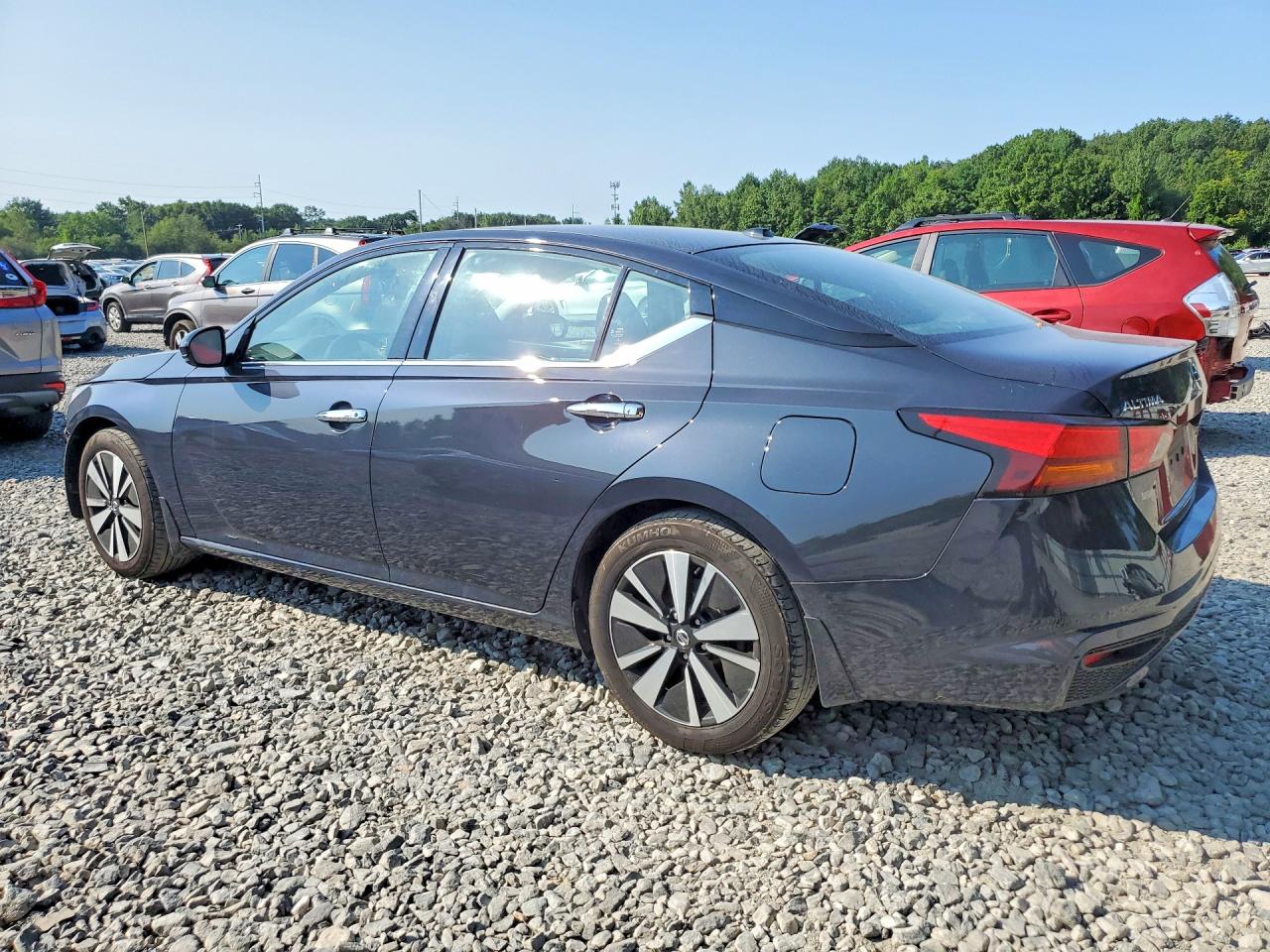 2019 NISSAN ALTIMA SV — снимка 2