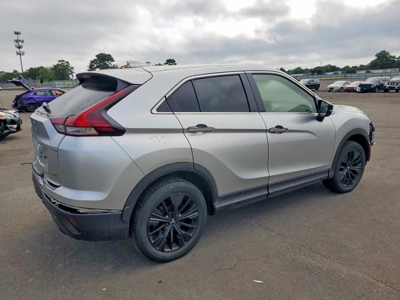 2022 MITSUBISHI ECLIPSE CROSS LE — снимка 3