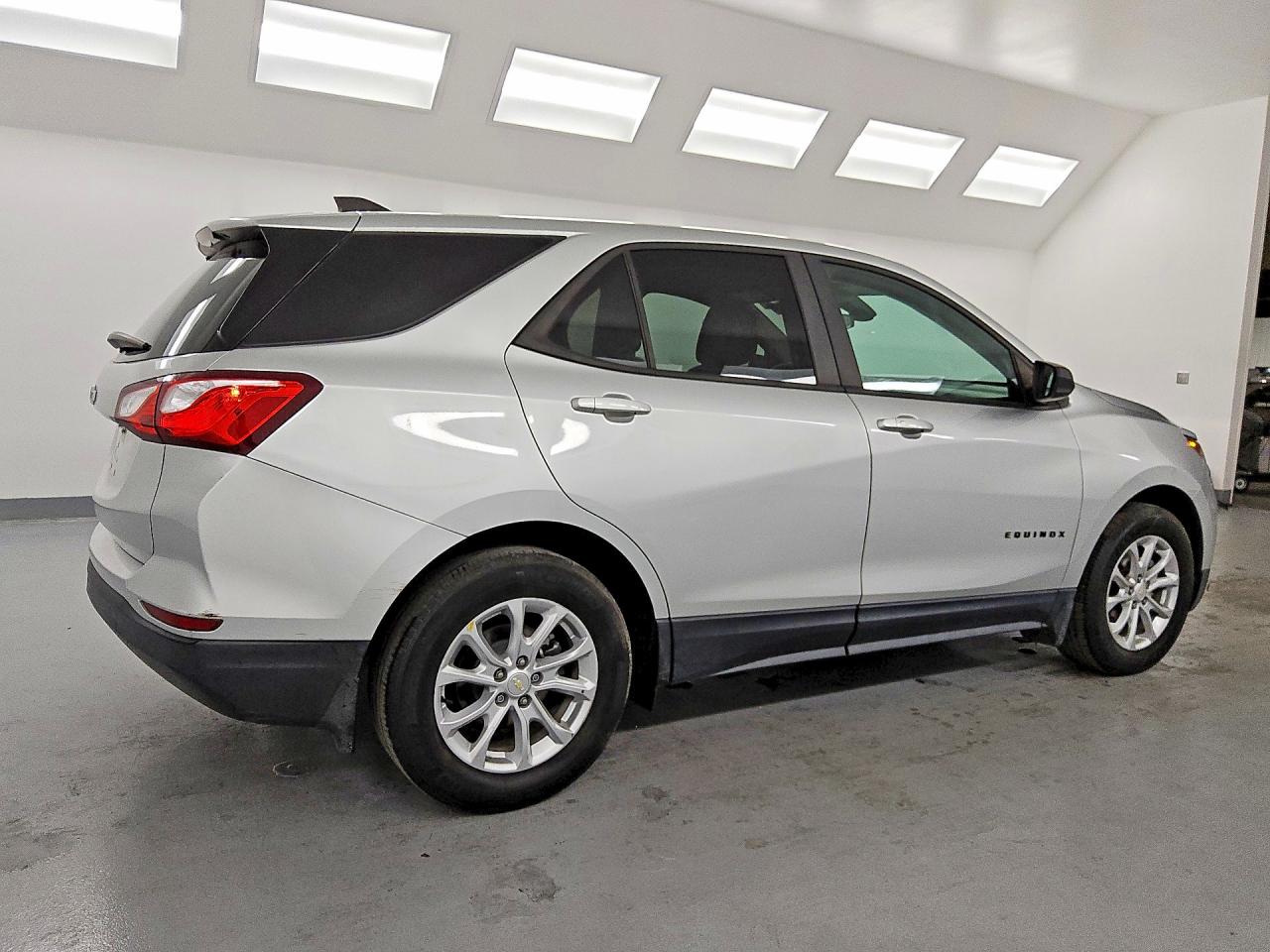 2021 CHEVROLET EQUINOX LS — снимка 3