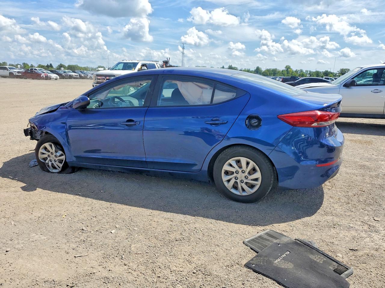 2017 HYUNDAI ELANTRA SE — снимка 2