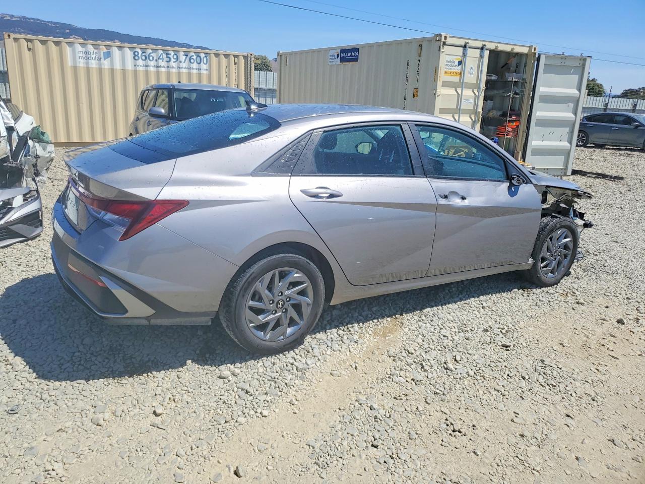 2024 HYUNDAI ELANTRA SEL — снимка 3