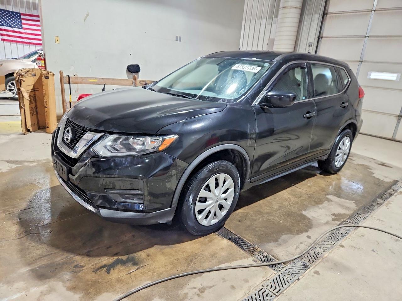 2017 NISSAN ROGUE S