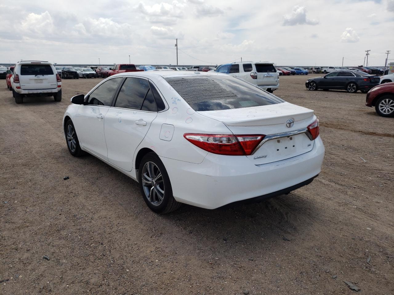 2015 TOYOTA CAMRY LE — снимка 3
