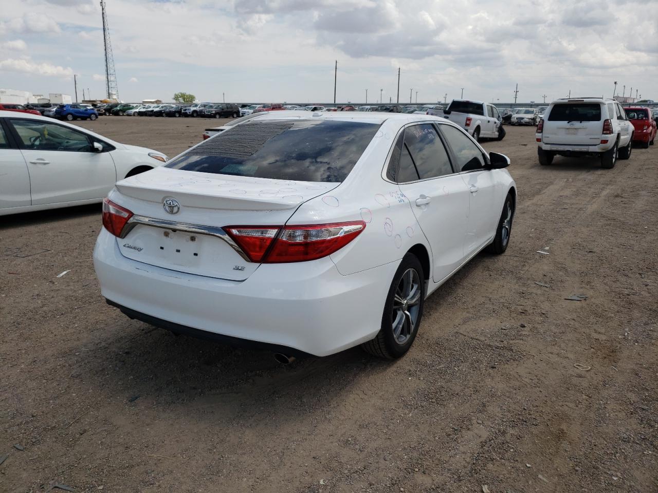 2015 TOYOTA CAMRY LE — снимка 4