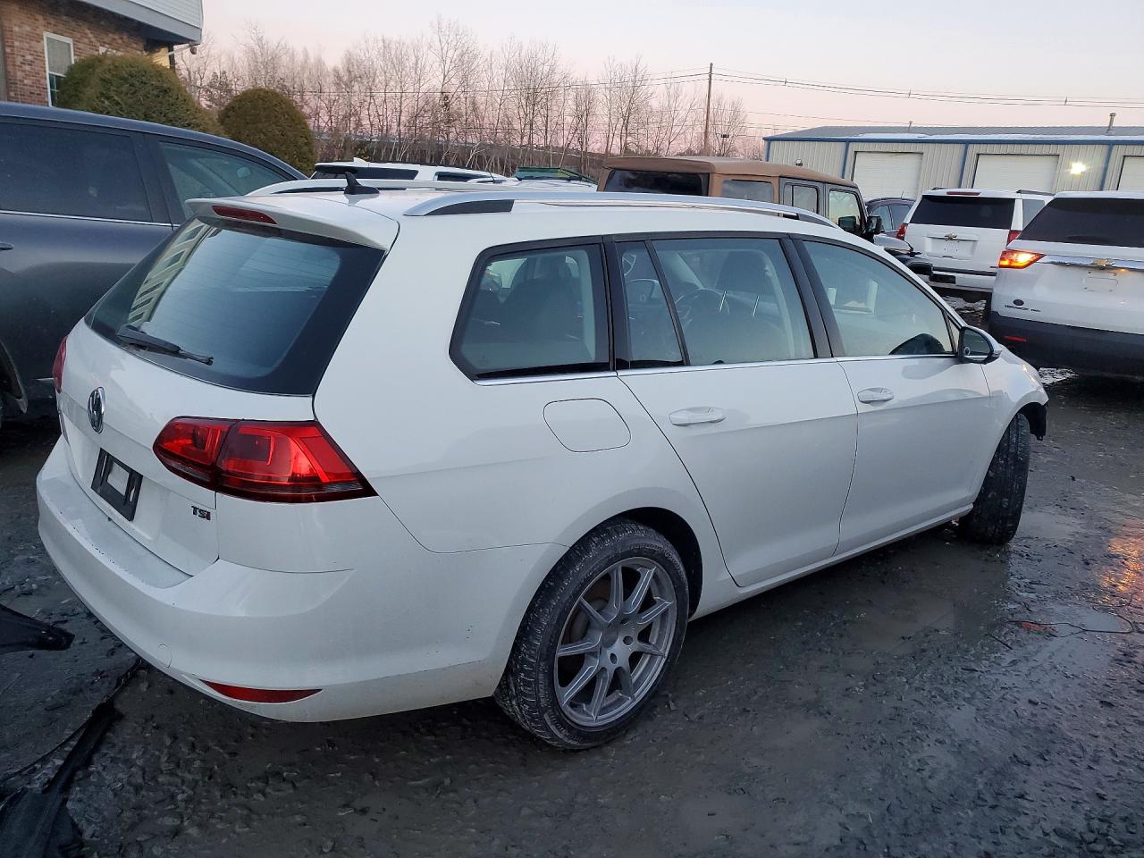 2015 VOLKSWAGEN GOLF SPORTWAGEN S — снимка 3