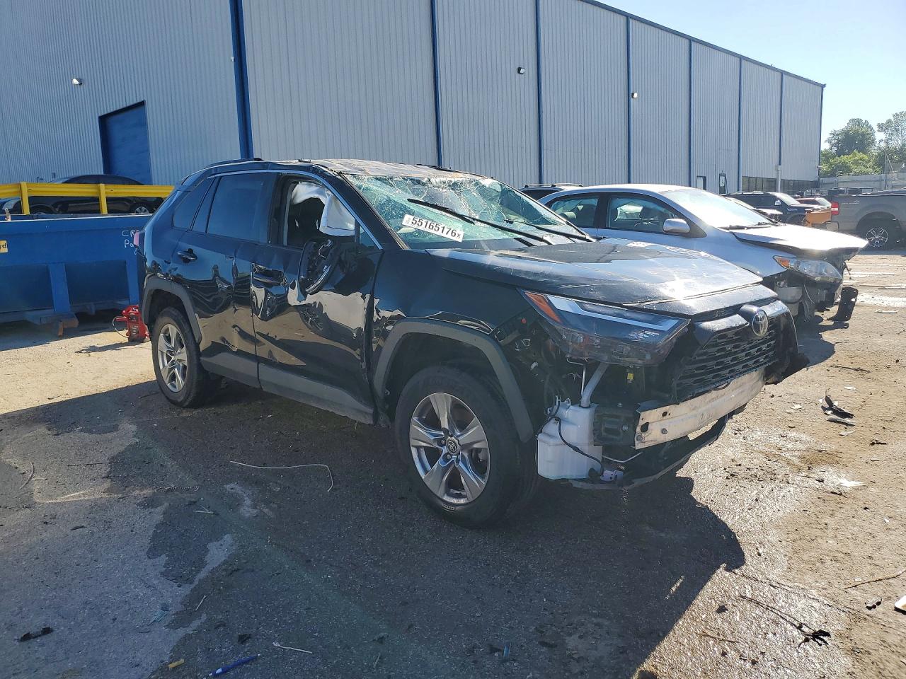 2023 TOYOTA RAV4 XLE — снимка 4