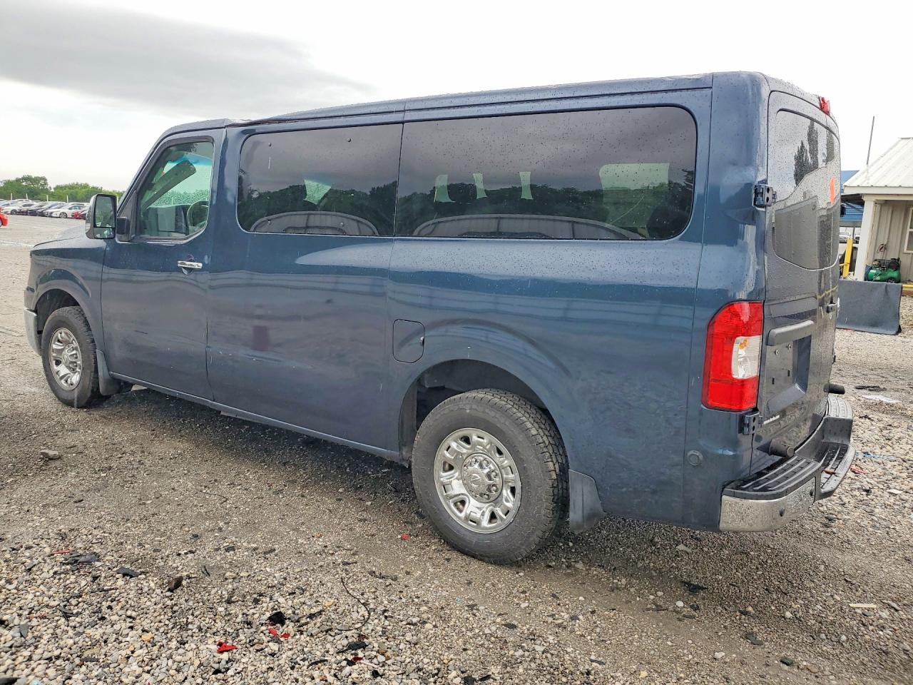 2019 NISSAN NV 3500 HD SV — снимка 2