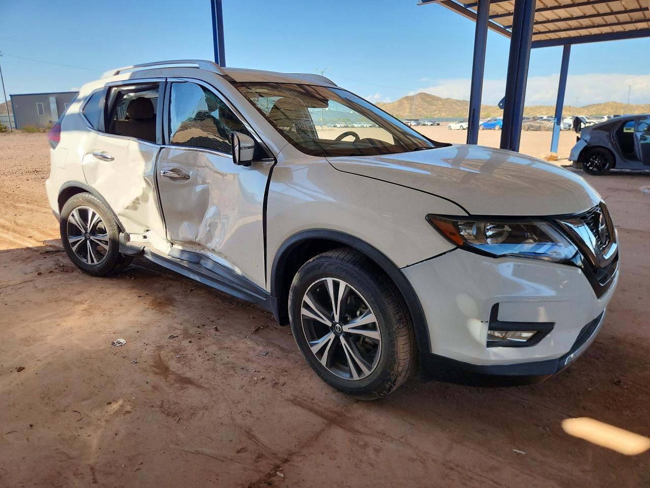 2019 NISSAN ROGUE SV — снимка 4