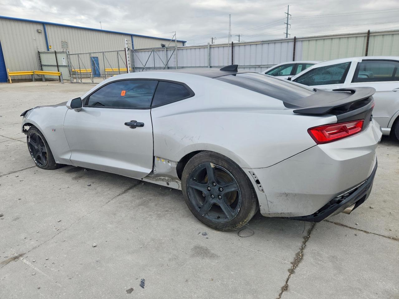 2016 CHEVROLET CAMARO LT — снимка 2