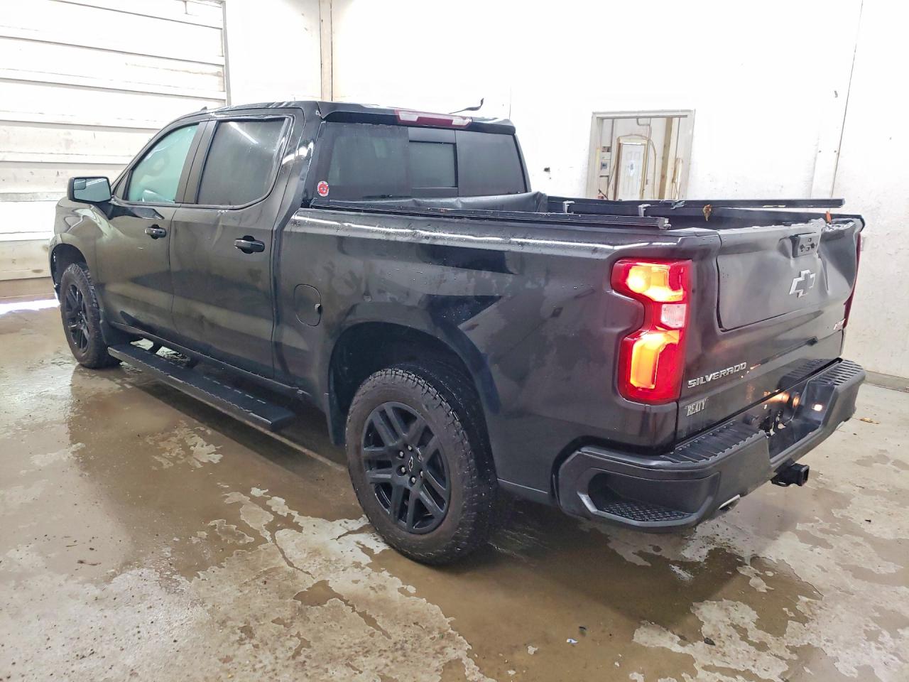 2022 CHEVROLET SILVERADO K1500 RST — снимка 2