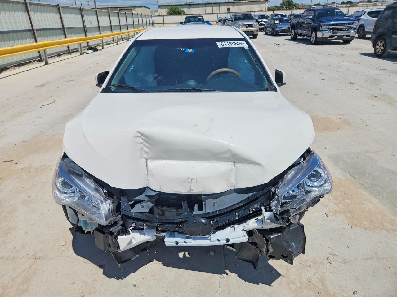 2017 TOYOTA CAMRY LE — снимка 5