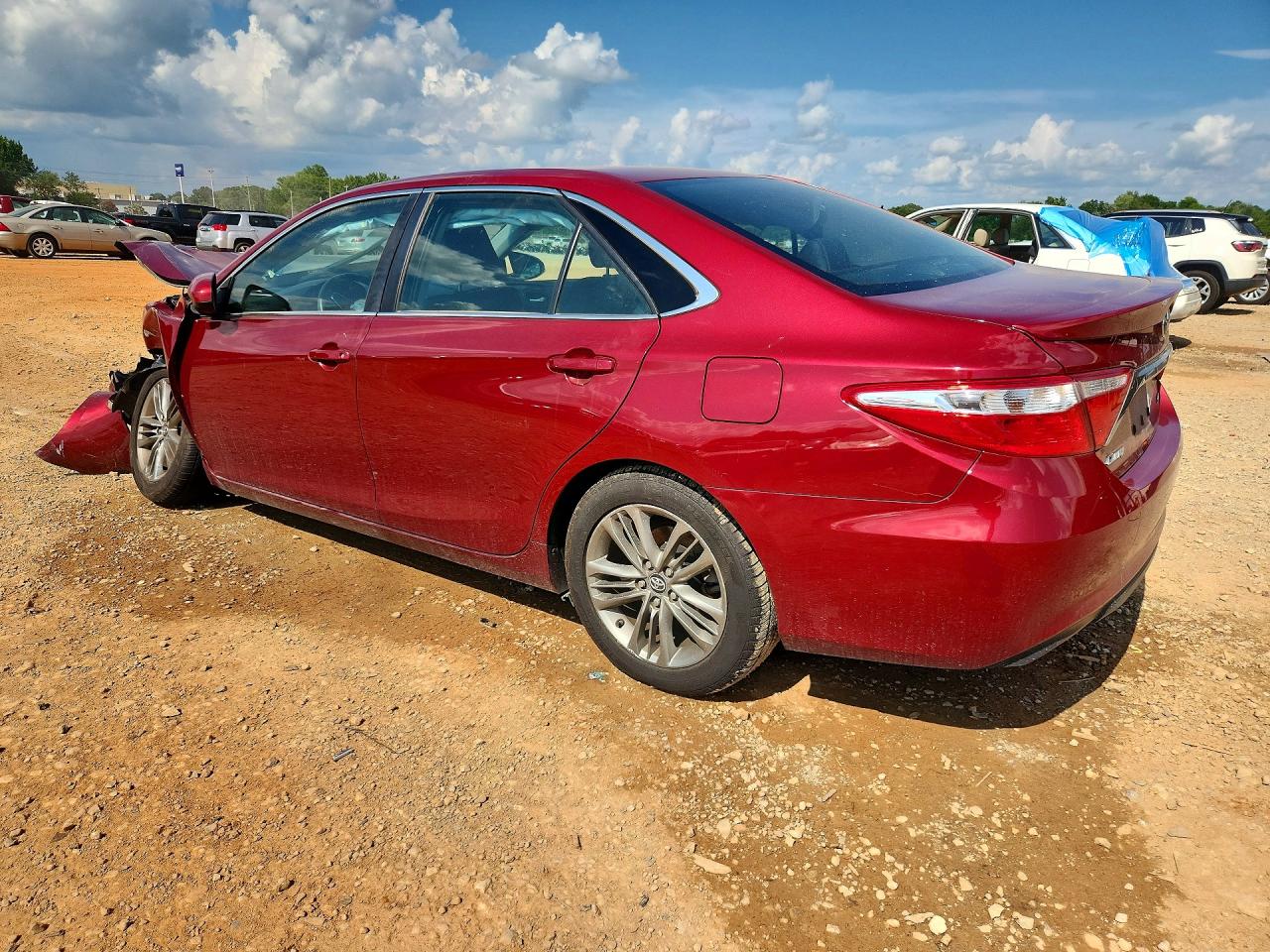 2017 TOYOTA CAMRY SE — снимка 2