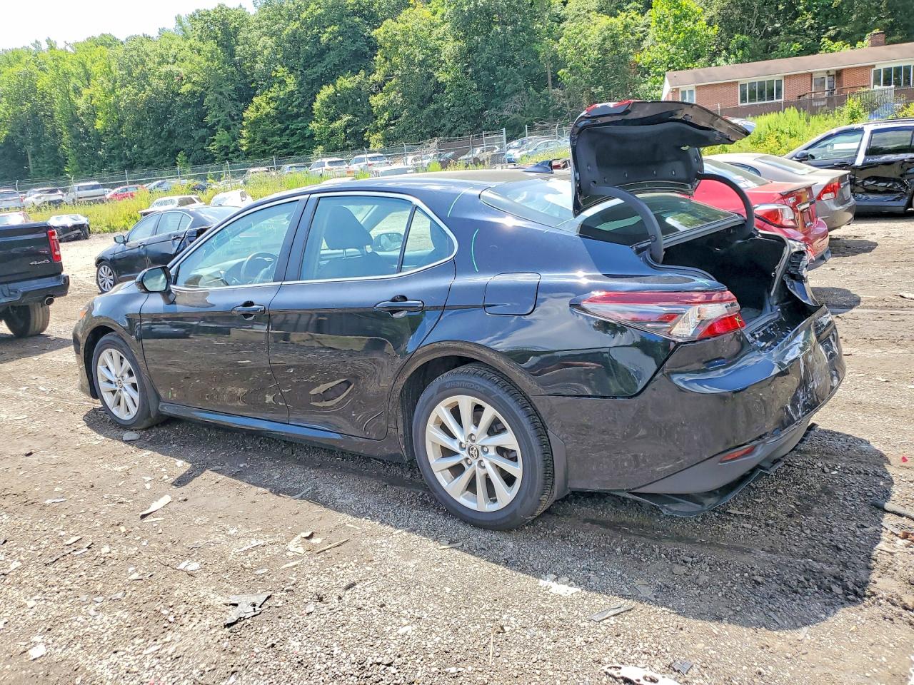 2024 TOYOTA CAMRY LE — снимка 2