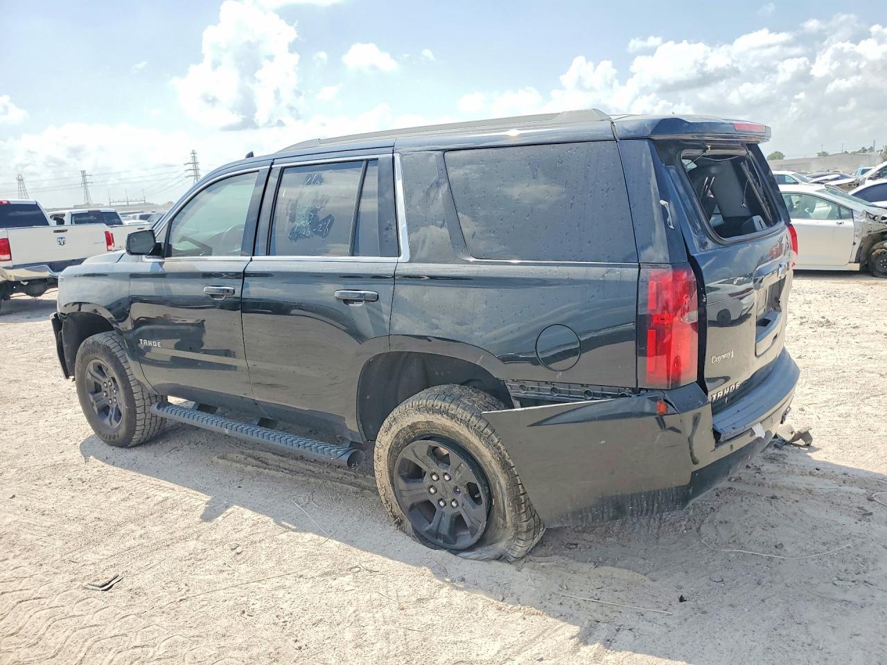 2019 CHEVROLET TAHOE C1500 LS — снимка 2