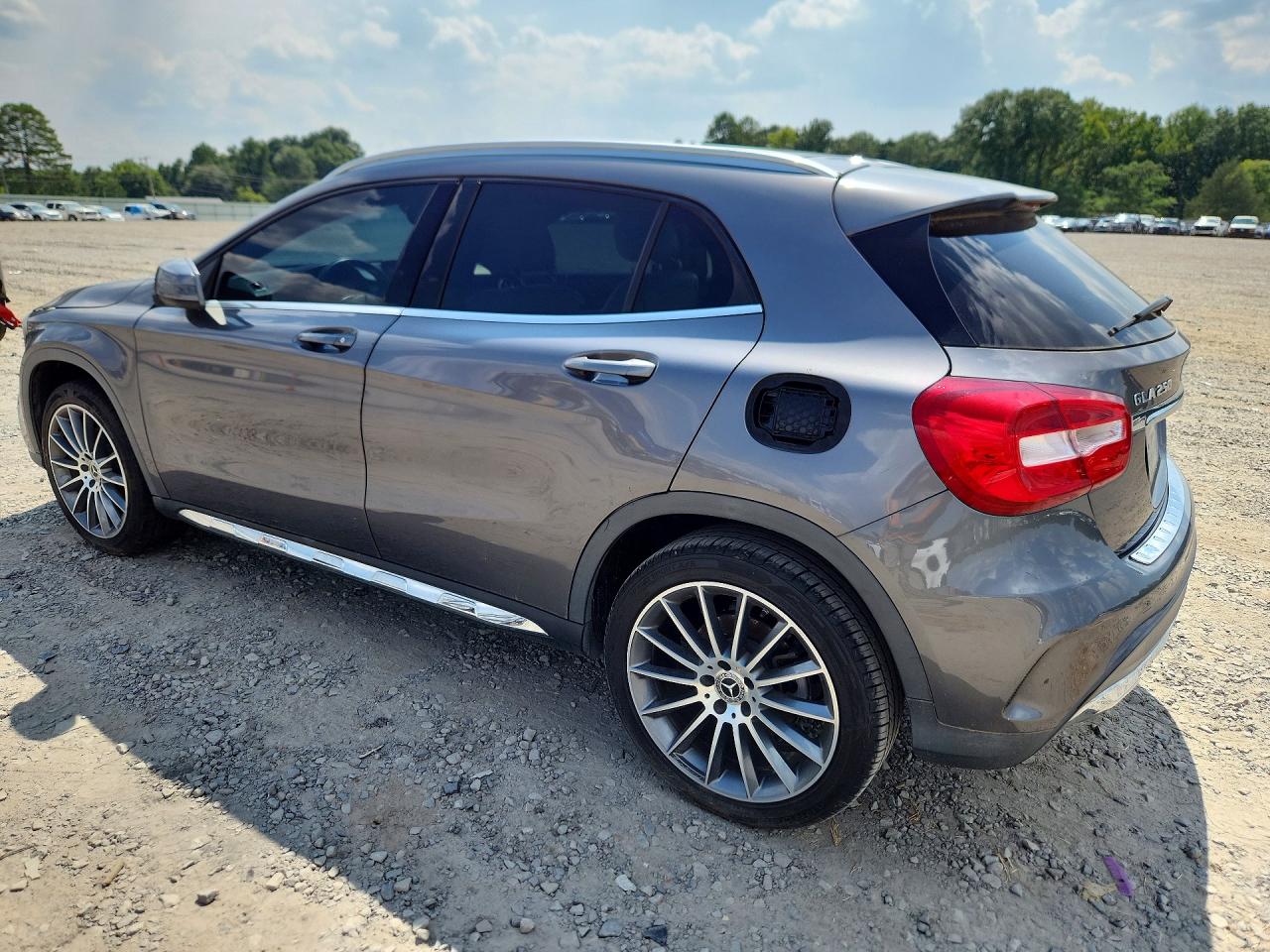 2018 MERCEDES-BENZ GLA 250 — снимка 2