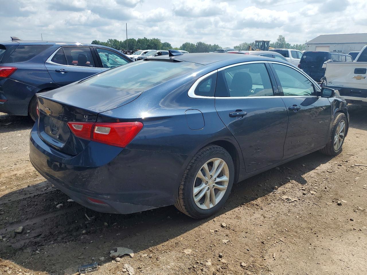 2017 CHEVROLET MALIBU LT — снимка 3