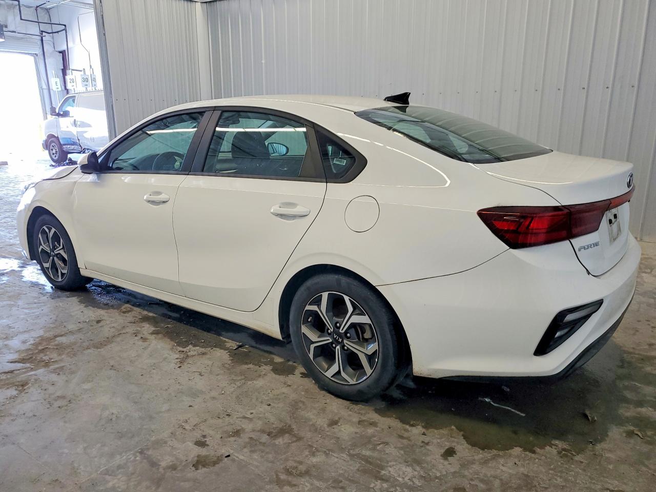 2021 KIA FORTE LXS — снимка 2